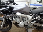     Yamaha FZ6-S Fazer 600 2004  13